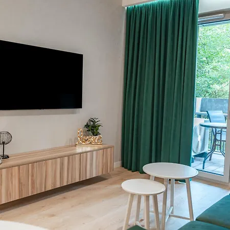 K&m Tauron Arena Apartamento *